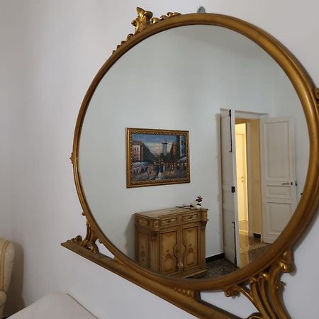 Wow Home - 175 Mq - Posteggio Privato - Davanti Porto Traghetti - Fino A 10 Posti Letto Генуа Екстериор снимка