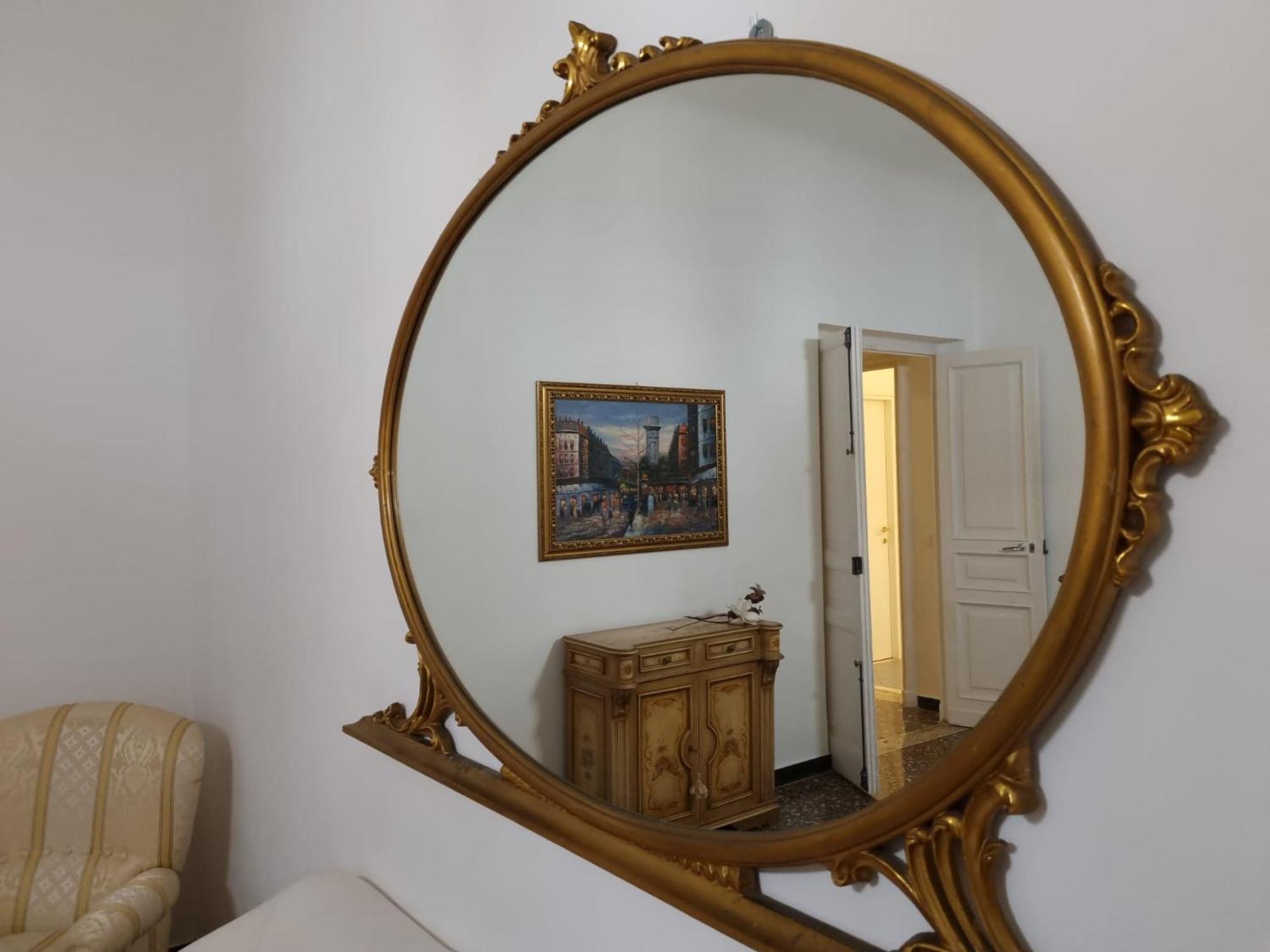 Wow Home - 175 Mq - Posteggio Privato - Davanti Porto Traghetti - Fino A 10 Posti Letto Генуа Екстериор снимка